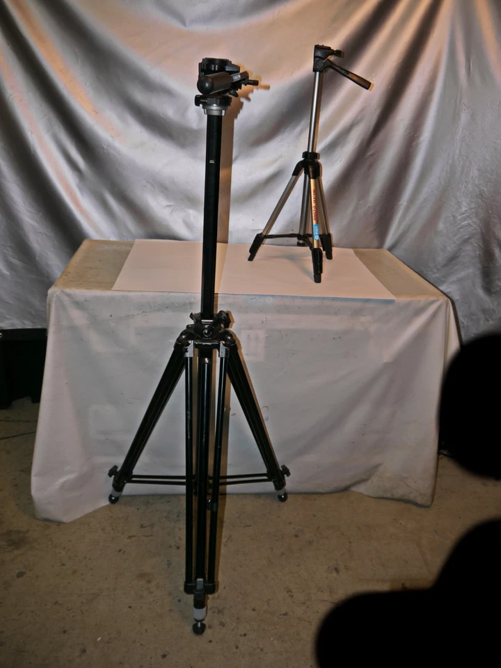 Kamera Stative ManFrotto 028 185cm + Slik U2000 120cm jh - Bild 4 von 4