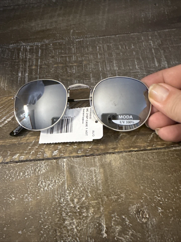 MODA Men’s Sunglasses - Image 4 of 4