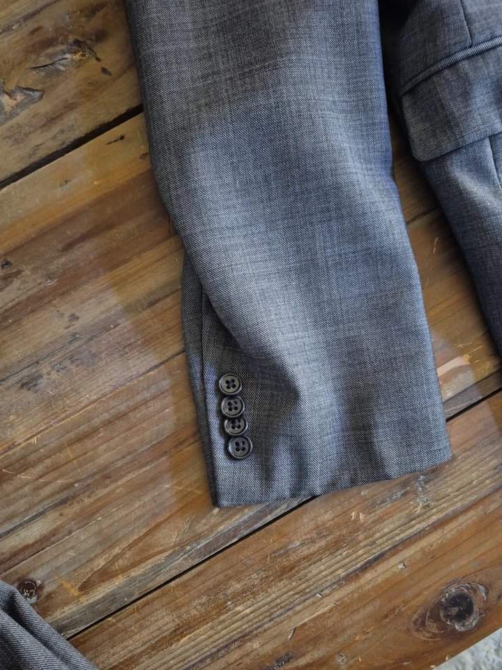 Michael Kors Men's 44s Grey Wool Suit Two Button, Pants 38 x 28. - Image 2 of 4