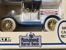 NIB Ertl 1918 Ford Runabout Bank True Value 1/25 Scale Diecast Barrel Bank