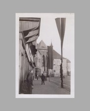 WW2 Photo U.S. GIs On City Sidewalk