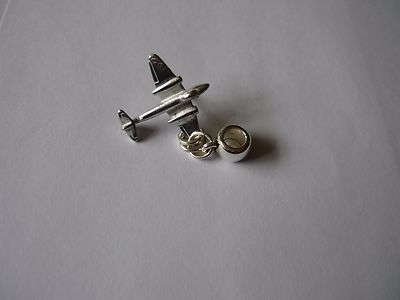 Gloster Meteor Flugzeug c2 Charm mit 5mm Loch passend Anhänger Bettelarmband   