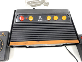 Atari Flashback 7 Classic Console with 101 Games, Controllers, Box, Tested