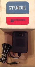 STANCOR STA-5715-4 POWER SUPPLY AC-DC 15V@1A 120V WALL PLUG-IN. NEW in box!!