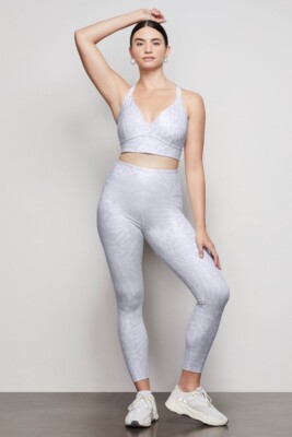 Good American The Icy Leopard Legging By Khloe Kardashian, Size