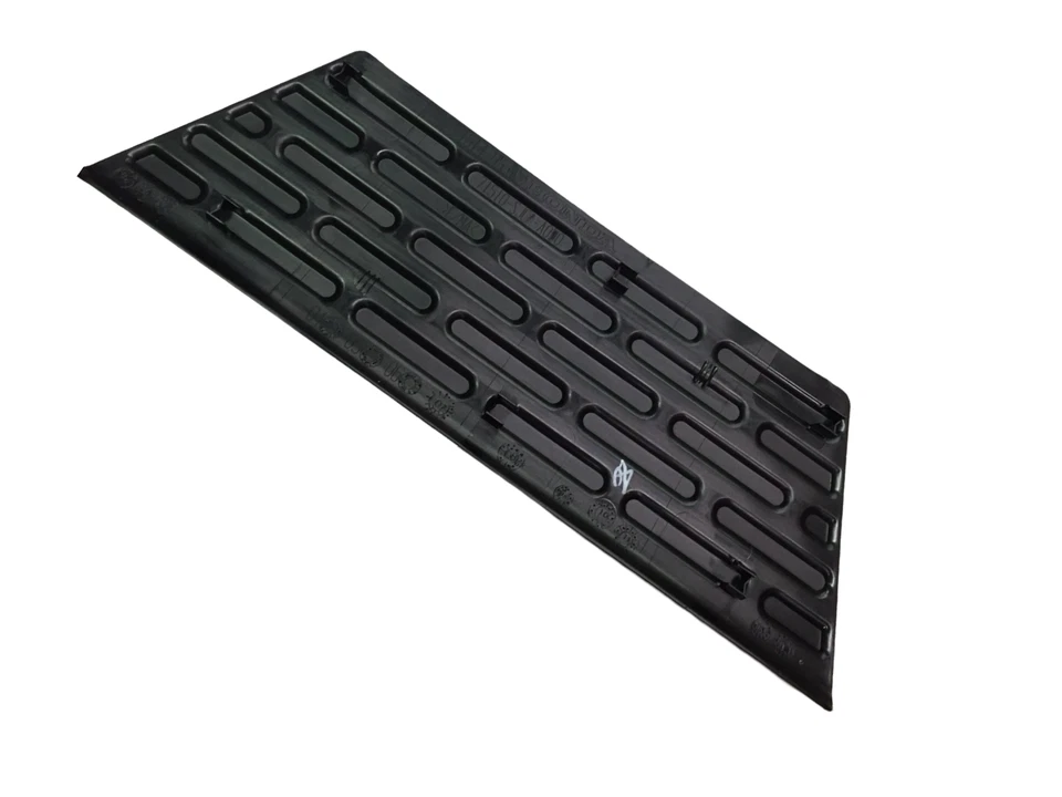 Almohadilla de paso central para parachoques trasero Honda Ridgeline 2006-2008 original OEM NH533 Foto 3 de 4