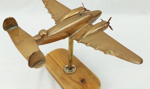 WW2 Brass Trench Art Model Of A Lockheed Hudson Bomber - Picture 6 of 8