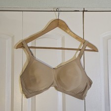 Hanes Bra Signature Women's Comfort Beige Wireless Full Coverage