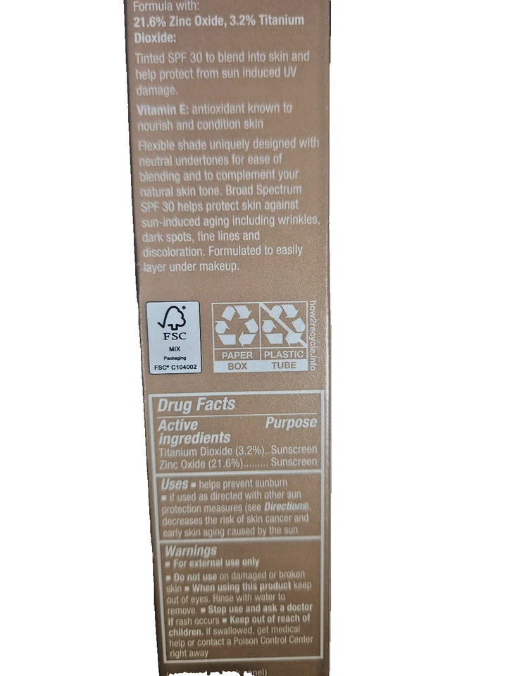 Paquete de 2 Neutrogena Pure Screen + Mineral UV Tinte Líquido Facial FPS 30 Medio 06/26 Foto 3 de 3