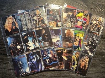 Barb Wire Movie Complete 72 Trading Card Base Set by Topps 1996 & Embossed Set