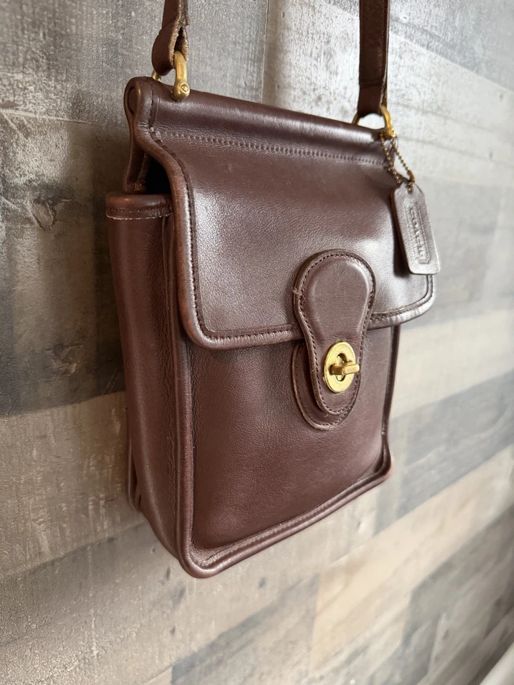 Vintage Coach Murphy Turnlock Crossbody Bag 90s #9930 Brown original hang tag  - Image 2 of 4