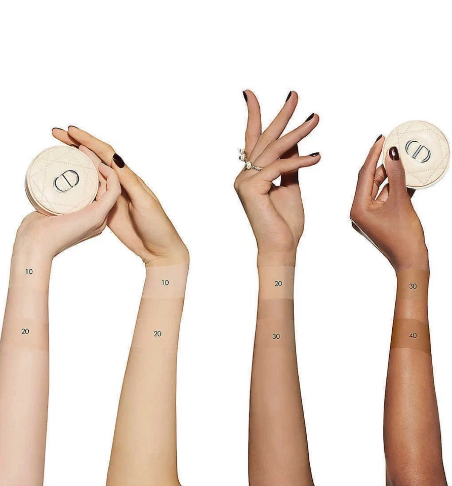 Cojín en polvo Dior Forever 030 mediano ~ nuevo y sellado ~ sin caja ni soplo ~ auténtico Foto 3 de 3