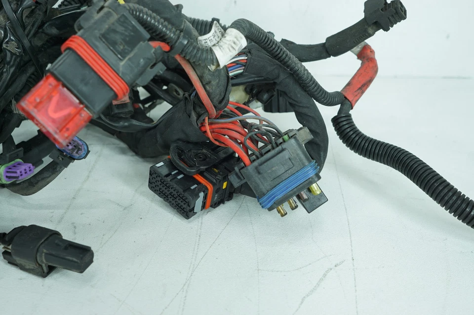 2017 Harley Touring FLHXS Street Glide OEM fio principal chicote de fios ABS - Imagem 3 de 4