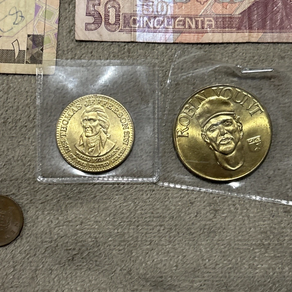 Foreign Currency Lot coins and stamps - Image 4 of 4