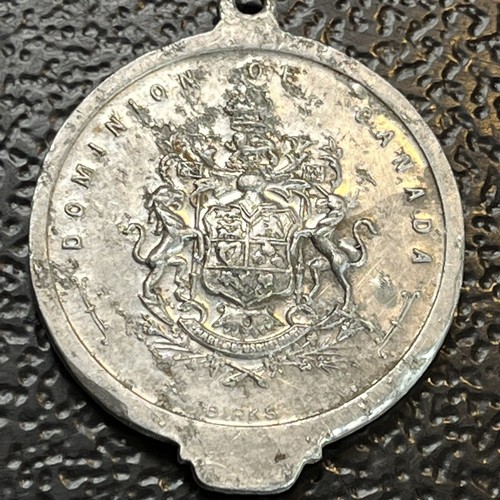 1939 Canada Royal Visit of George VI & Queen Elizabeth Souvenir Medal - Picture 5 of 5