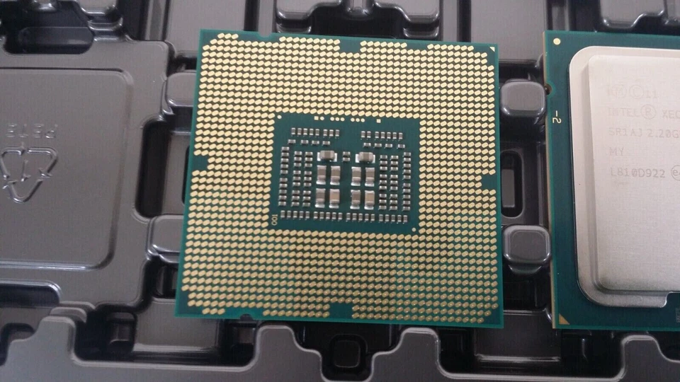 Intel Xeon E5-2420 v2 6 Core 2.2 GHz LGA1356 Server CPU (CM8063401286503SR1AJ) - Image 3 of 4