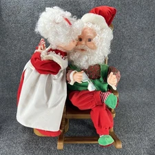 Vintage Santa's Best Mr. & Mrs. Claus Animated Santa Rocking Chair Kissing 1993