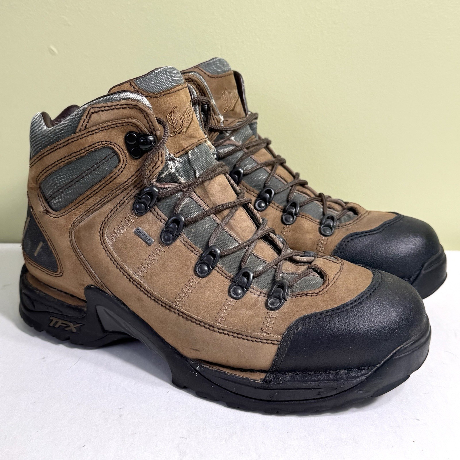 &rsquo;s Size 10.5 D