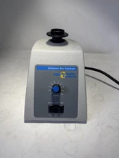 VWR 58816-121 Standard Mini Vortexer VM-3000 945300