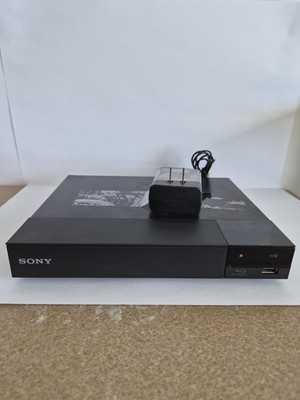 Sony BDP-S2500 Blu-Ray Disc / DVD Player Blue Ray WiFi 