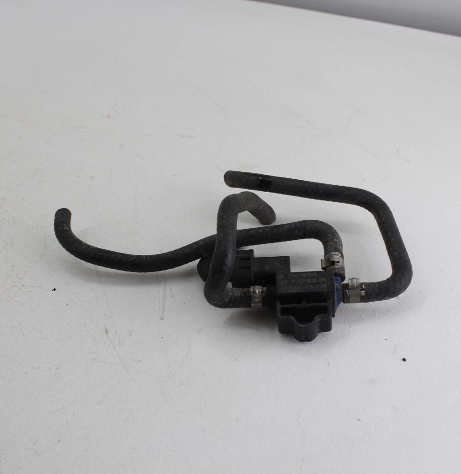 Fiat 500L 2014-2015 motor 1,4 L turbocompresor boost control válvula mangueras OEM Foto 4 de 4