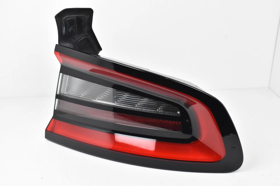 2015-2022 Dodge Charger Passenger Side Right Tail Light Lamp OEM - Image 4 of 4