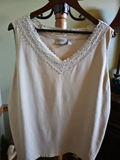 Croft Barrow Womens Stretch Plus Size 3X Beige Lace Pearl Neckline Sleeveless...