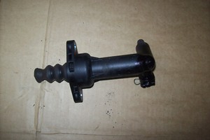 AUDI VW Skoda Kupplungsgeberzylinder Schaltgetriebe 5Q0721261