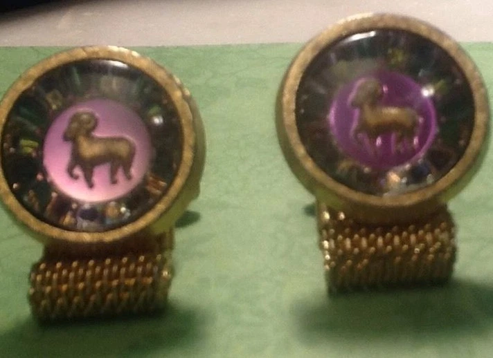 Hickok Astrology Aries Horoscope Mesh Men’s Cufflinks Cuff Links - Funky Glass  - Image 4 of 4