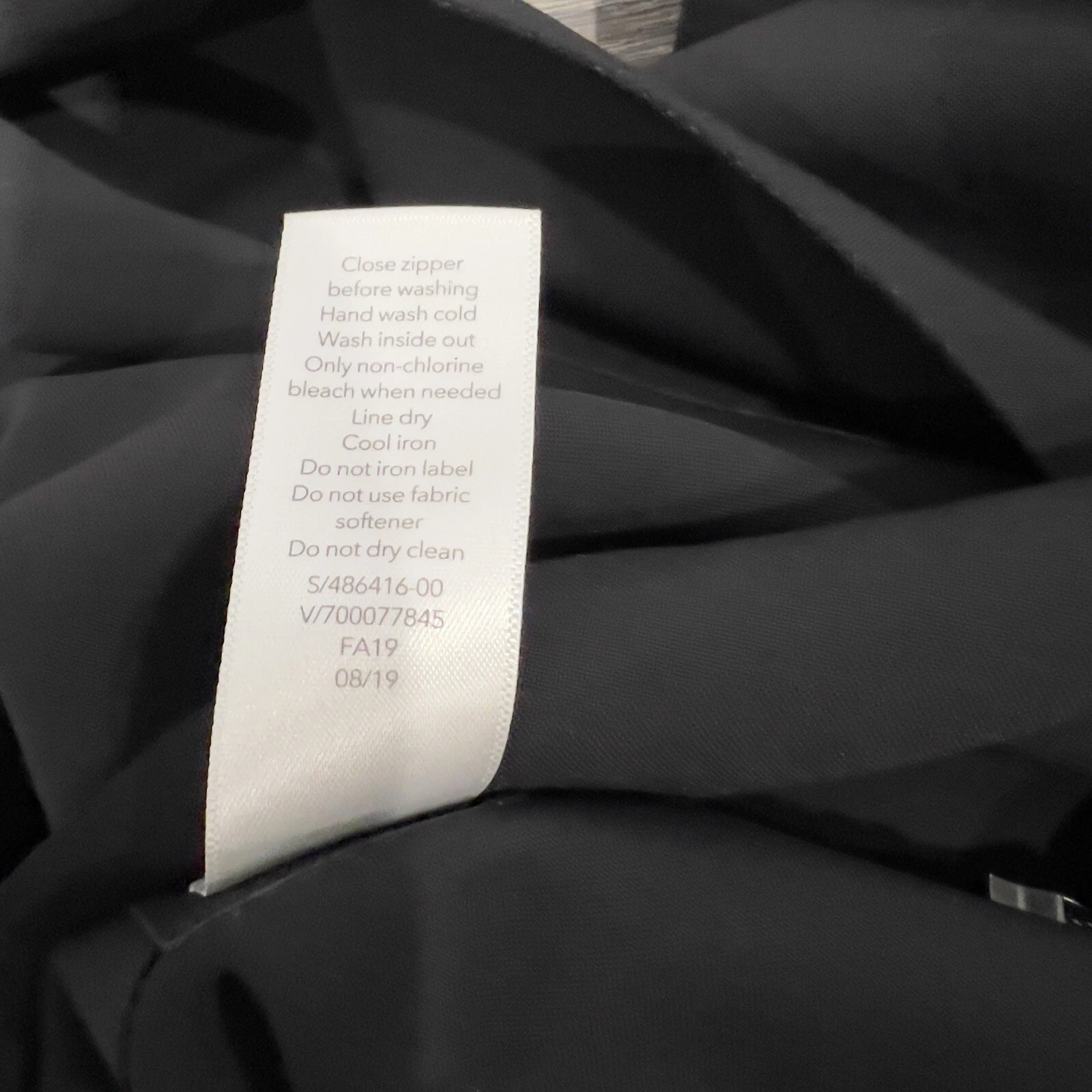 UNDERCOVER Athleta finto collo smanicato activewear mini abito donna taglia S nero zip laterale