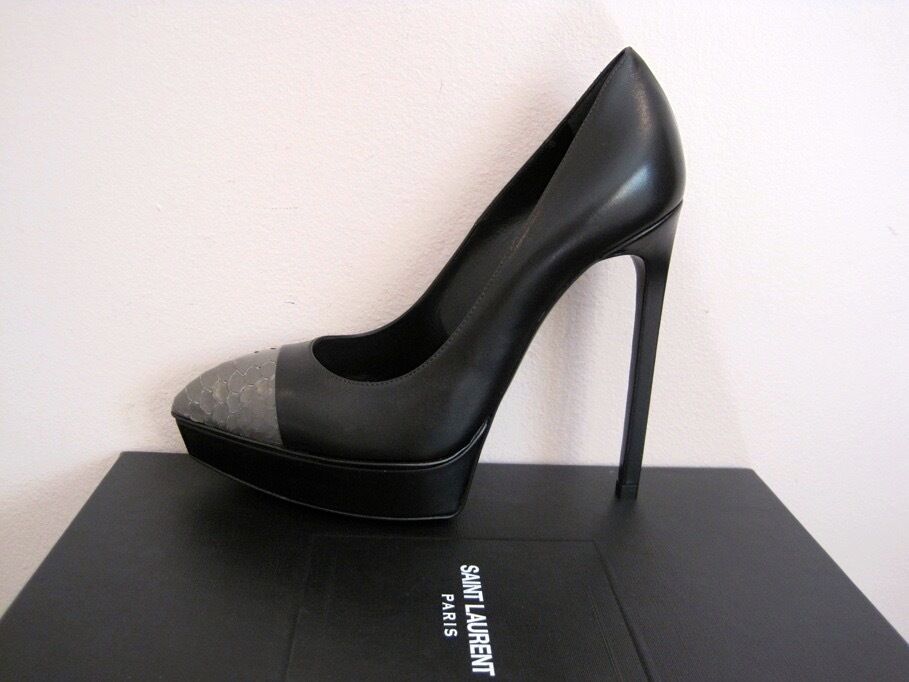 YSL Yves Saint Laurent Paris Janis Python Cap Pointy Pumps YSL Yves Saint Laurent Paris Janis Python Cap Pointy Pumps