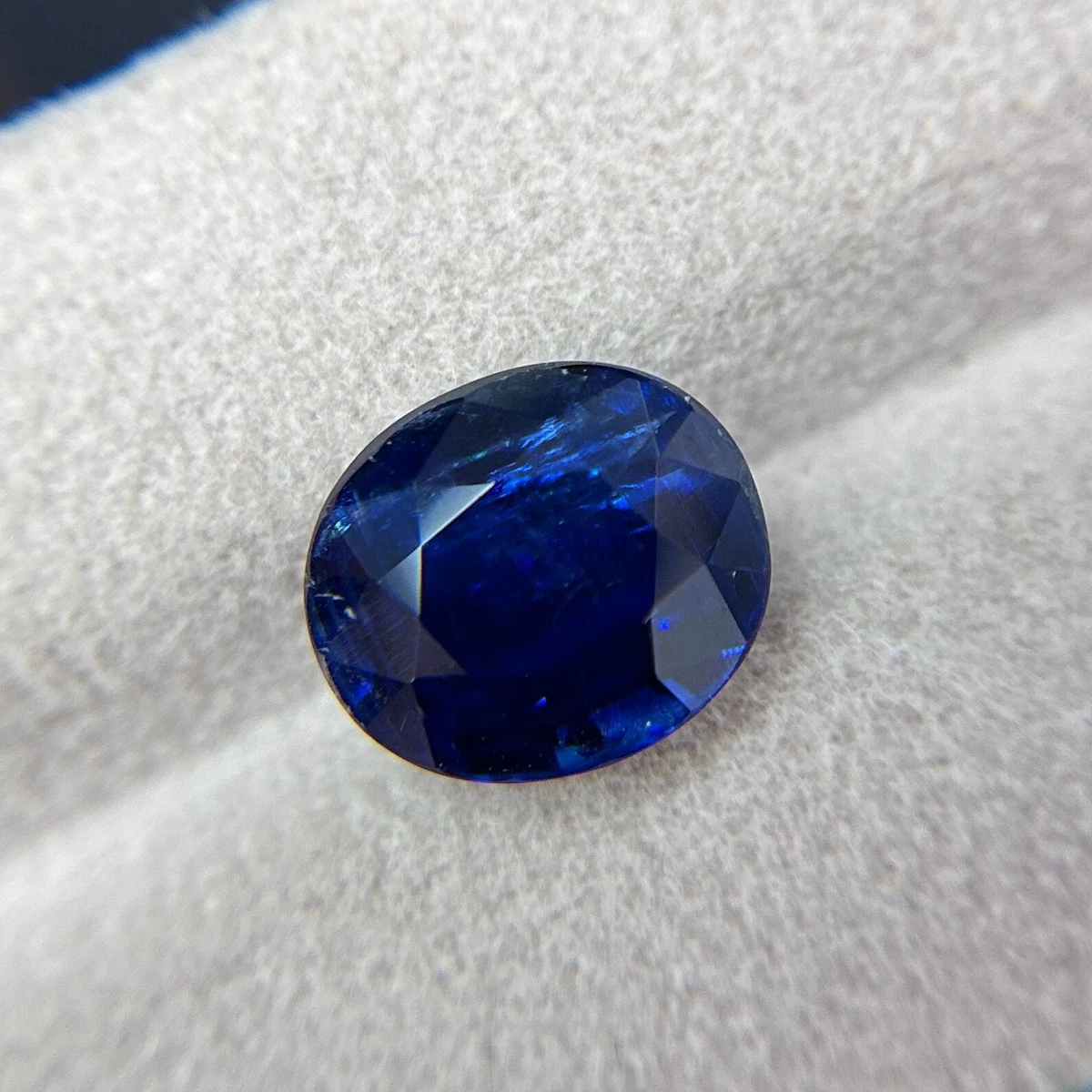 Cabochon De Cyanite Du Népal - 9,28 Carats, Ovale, Bleu, Naturel Sans Traitement