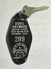 Doric Hayward Hotel Motel Habitación Llavero y Llave Hayward California #209 RARO