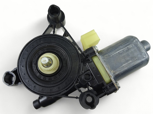 VW Golf VII Fensterheber vorne rechts 5Q0959802C 0130822076