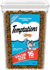 Classic Crunchy and Soft Cat Treats Tempting Tuna Flavor, 16 Oz. Tub