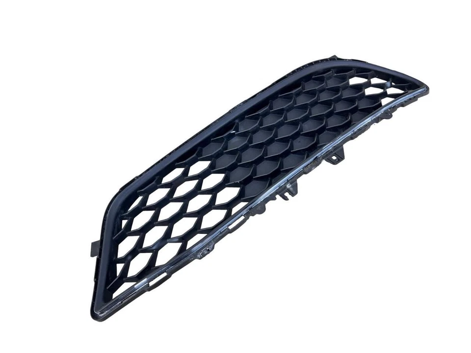 Parachoques delantero izquierdo negro Alfa-Romeo Giulia 2017-2019 Foto 4 de 4