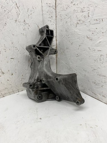 Volkswagen Multivan T4 1996 Halterung Lichtmaschine 074145165D Diesel DTS1234