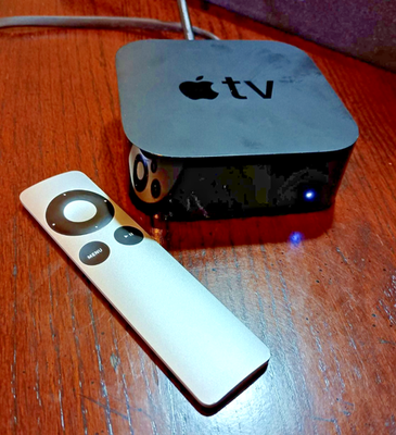 Apple TV 4K 第1世代 A1842 32GB HDR・Dolby Vision対応／AirPlay【中古・美品】 Apple TV Device 1st Gen 32GB 4K Model A1842 with Remote Tested