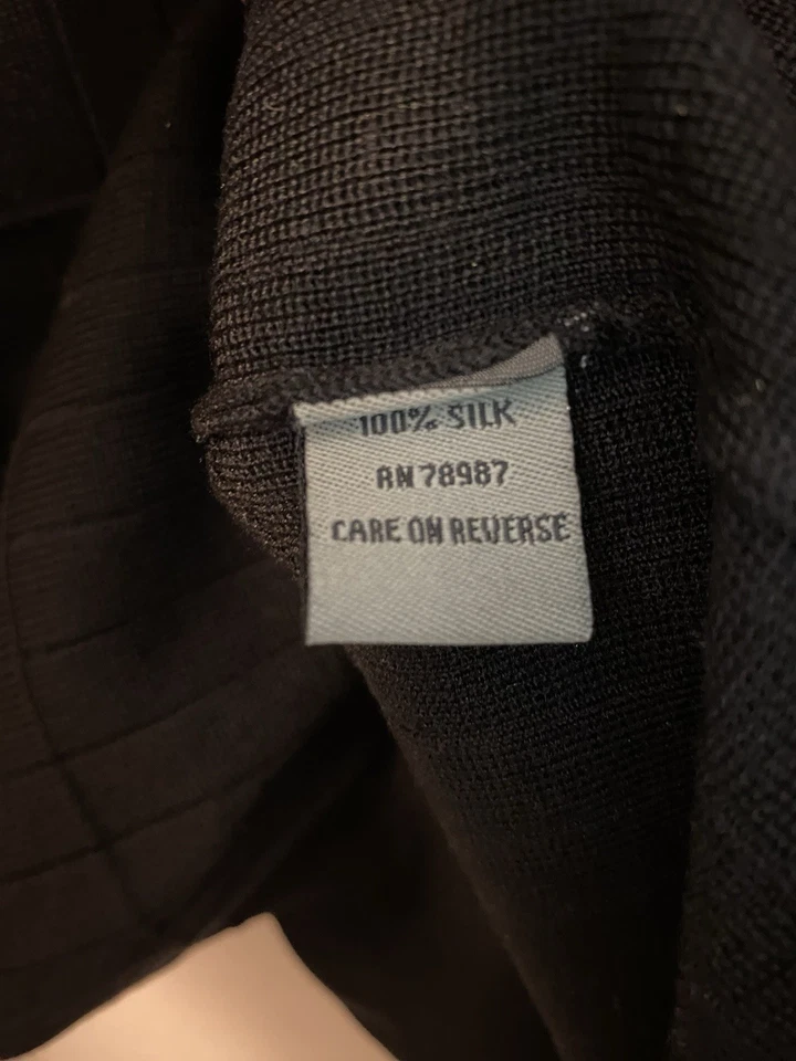 Johnston & Murphy 100% Silk Sweater Mens Medium Black Long Sleeve Lightweight - Image 3 of 4