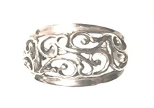 Vintage 925 Sterling Silver Open Filigree Scrollwork Ring Dome Band Size 8.5 VGC