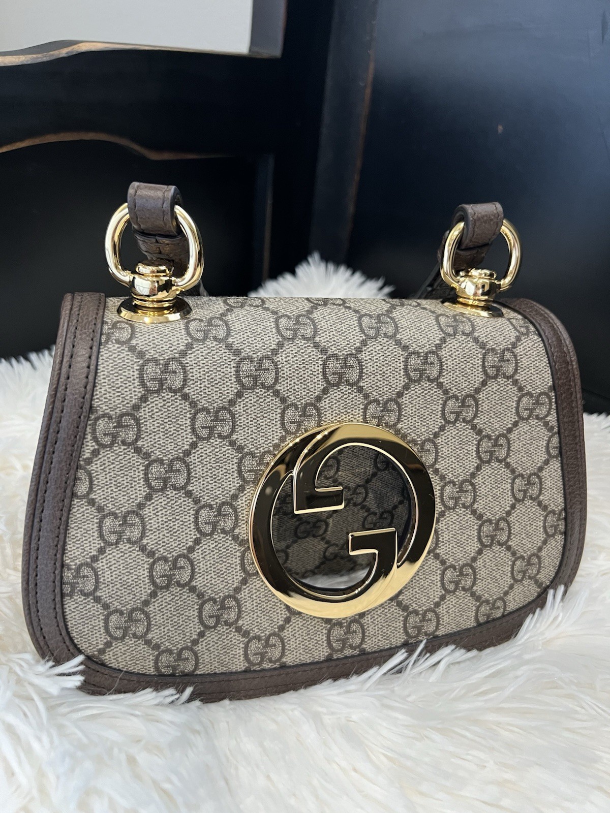 Gucci Brown GG Supreme Blondie Crossbody Bag with Chain Strap