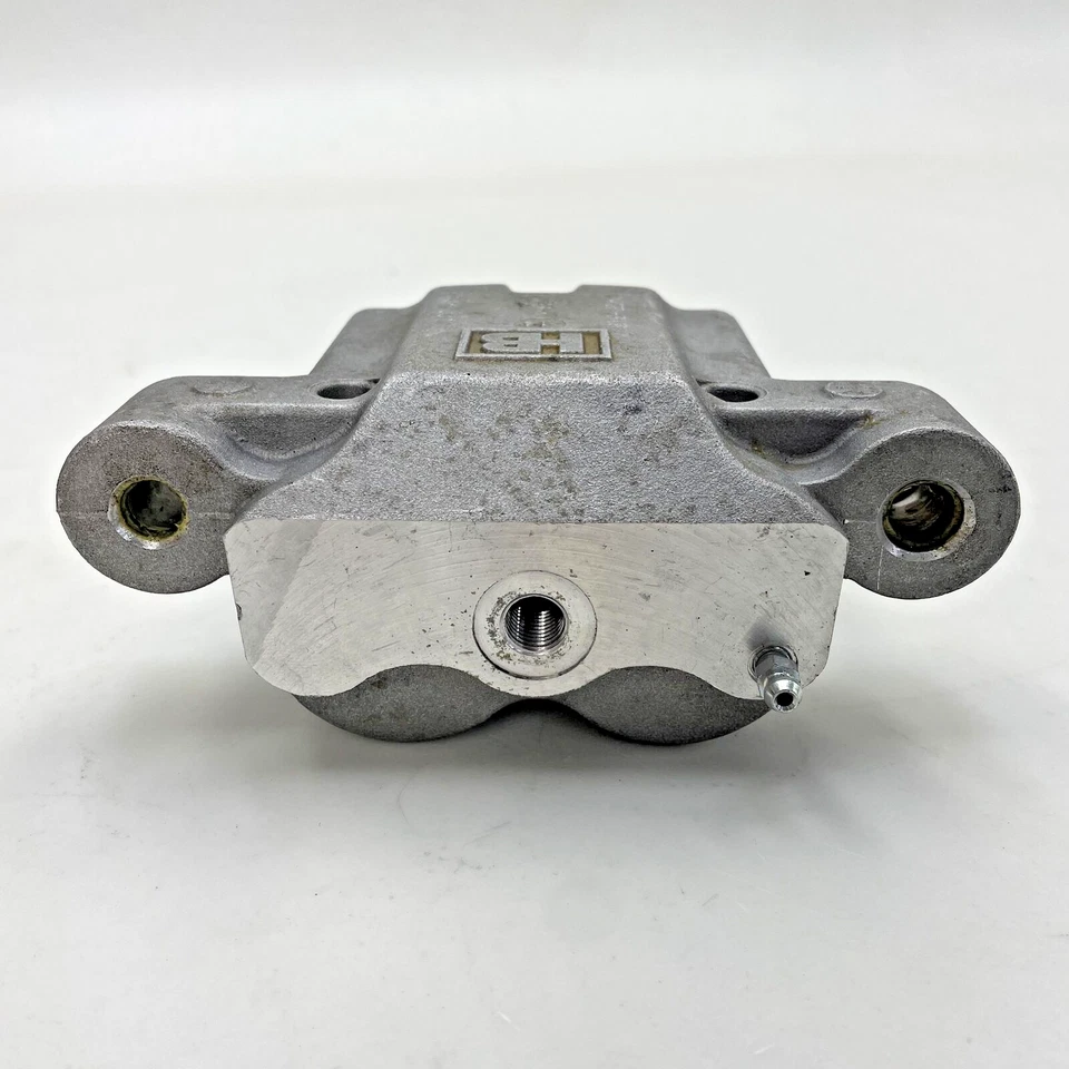 2013-2016 ARCTIC CAT WILDCAT 1000 ЛЕВЫЙ ПЕРЕДНИЙ ТОРМОЗ СУППОРТ - Изображение 3 из 4