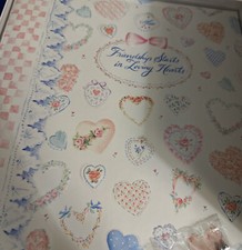 Hallmark Scrapbook Photo Album Friendship Starts in Loving Hearts 12 x 15