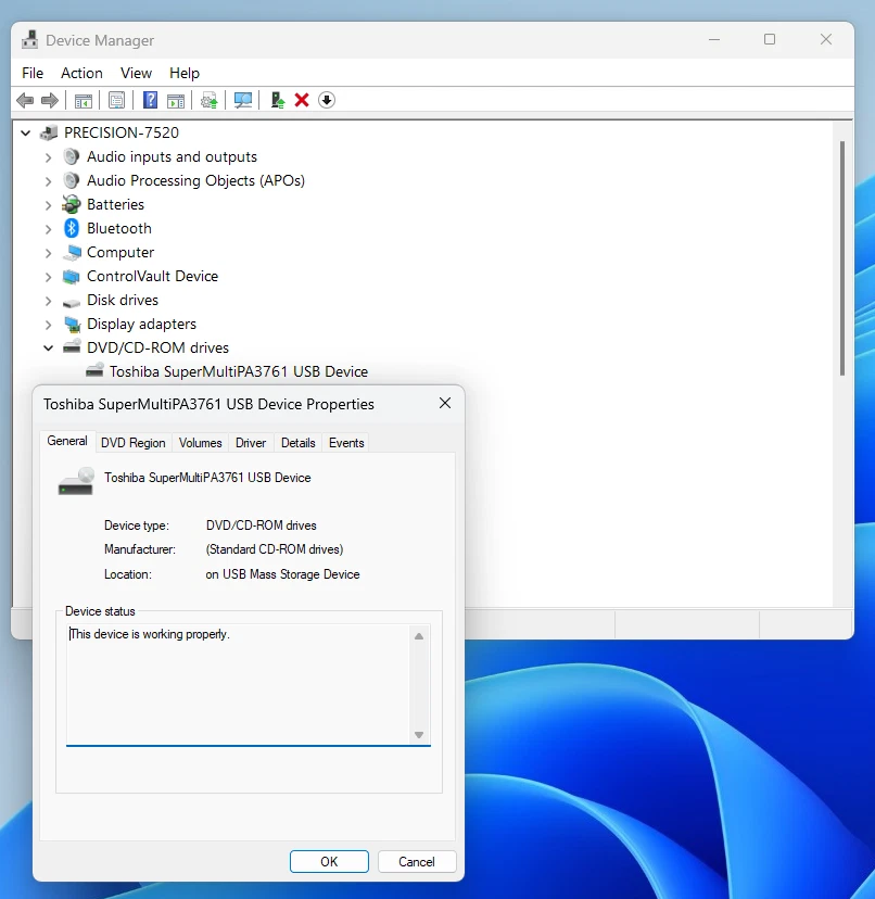Unidad externa USB Toshiba PA3761U-1DV2 SuperMulti Drive doble capa Foto 4 de 4
