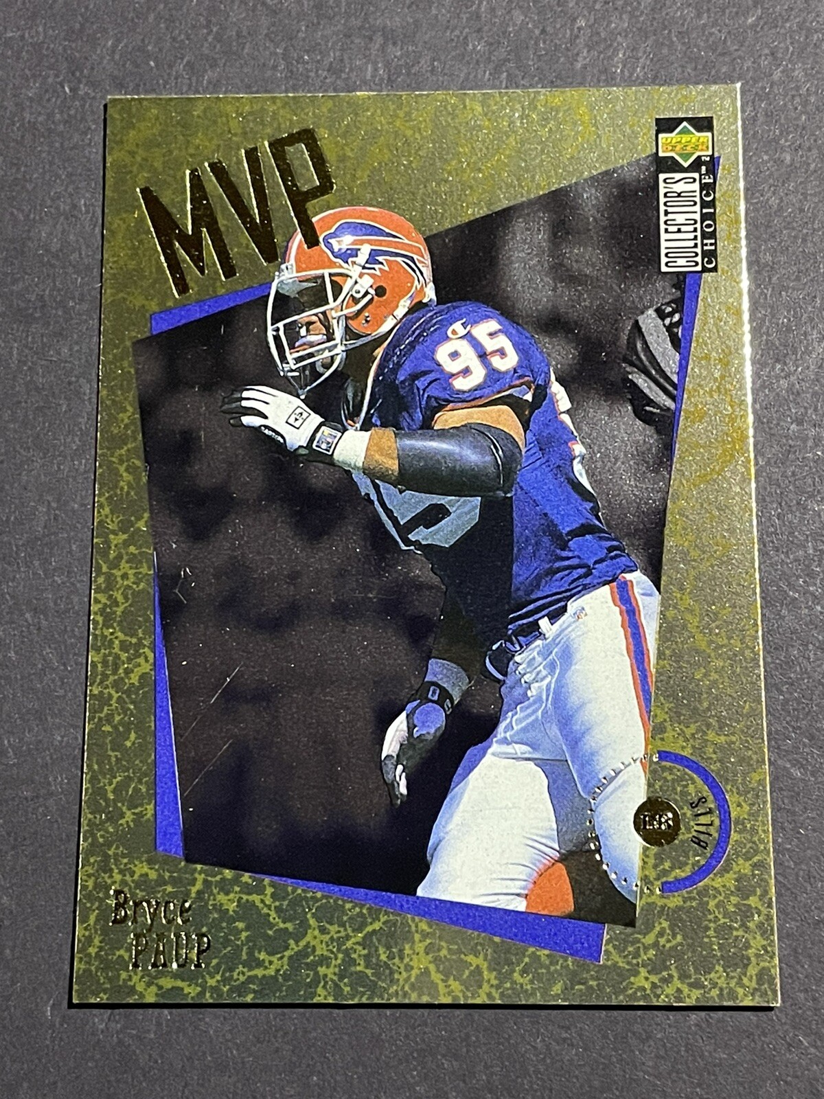 1996 Collectors Choice Bryce Paup Gold MVP Insert Card - Buffalo Bills