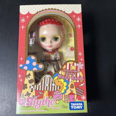 Takara Tomy Neo Blythe Precocious Candy's Mushroom Modepuppe Figur mit Box