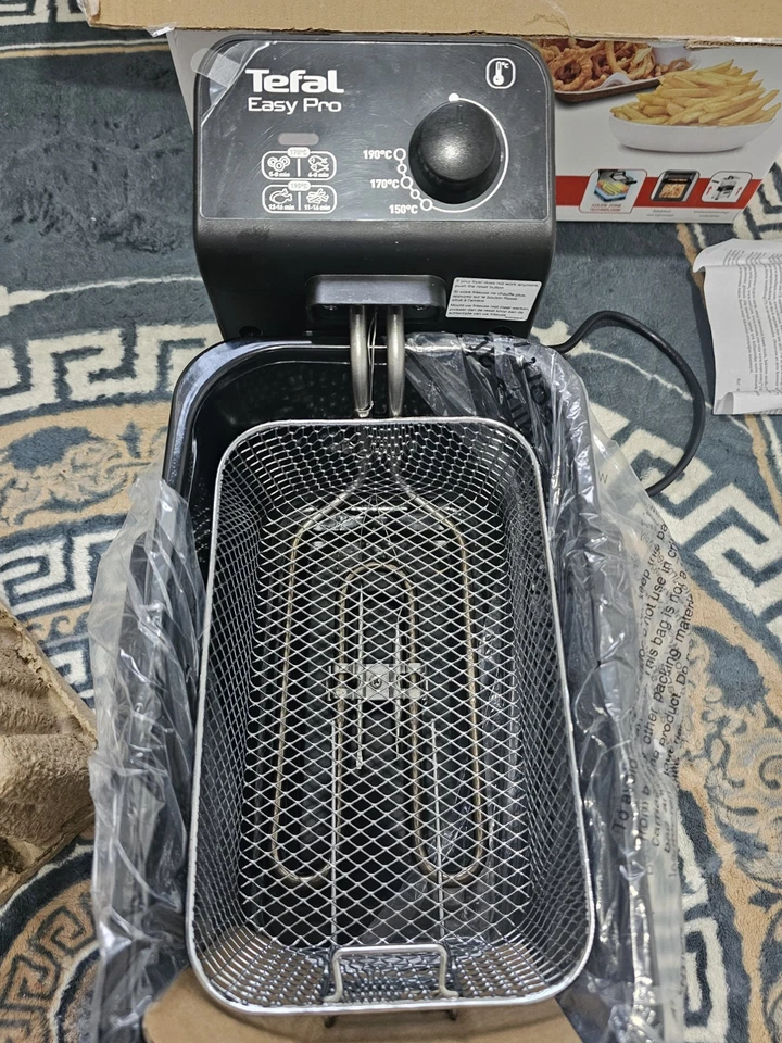 Tefal Deep Fryer Easy Pro, Stainless Steel, 3L capacity, 1.2kg, 4 Portions. - Image 4 of 4