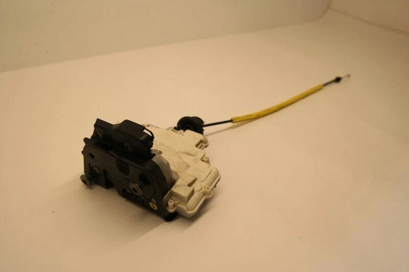 05-15 AUDI A6 S6 IZQUIERDO CONDUCTOR CERRADURA PUERTA PESTILLO ACTUADOR TRASERO Foto 3 de 4