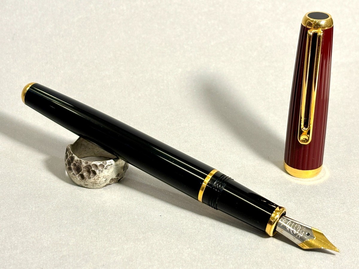 INOXCROM ステンレスボールペン 本体 NOS Vintage Inoxcrom Sirocco Fountain Pen Black Resin Burgundy Cap