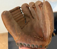 Vtg Lew Burdette Pro baseball glove Mitt The Snatcher (Rawlings) Good Condition